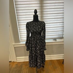 Yakira bella black and white dreas